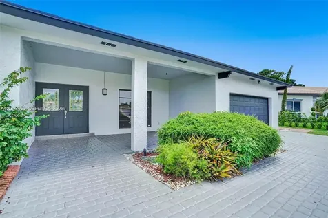 16610 Royal Poinciana Court Weston FL 33326