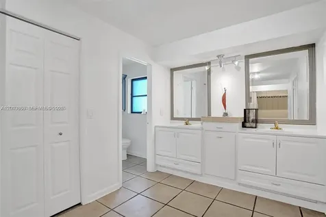 16610 Royal Poinciana Court Weston FL 33326