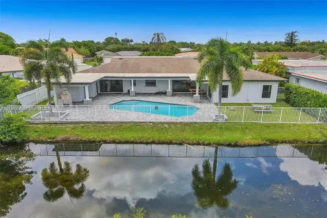 16610 Royal Poinciana Court Weston FL 33326