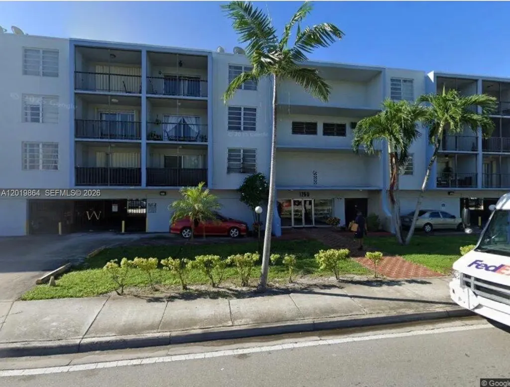 1250 NE 125th Street North Miami FL 33161