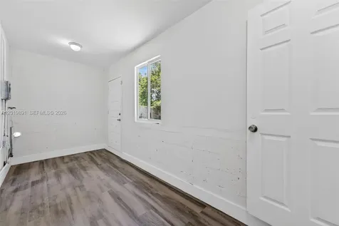 280 NW 101st Street Miami FL 33150