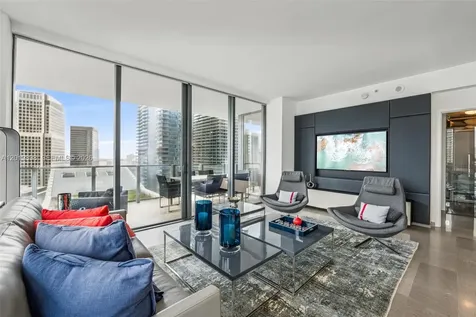 88 SW 7th Street Miami FL 33130