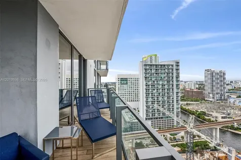 88 SW 7th Street Miami FL 33130