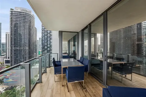 88 SW 7th Street Miami FL 33130