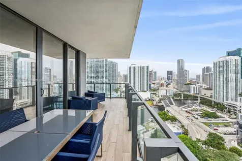 88 SW 7th Street Miami FL 33130
