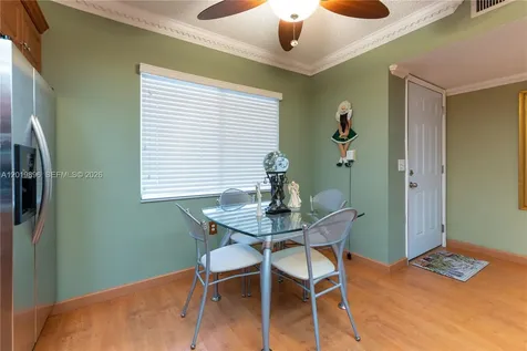 1600 SW 127th Way Pembroke Pines FL 33027