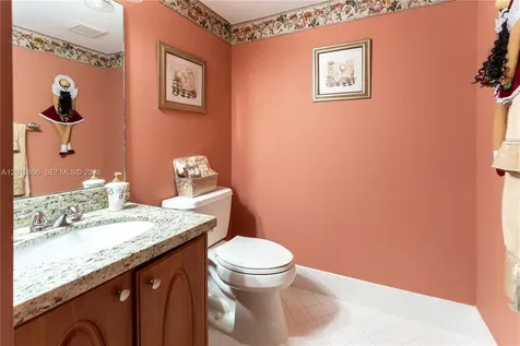 1600 SW 127th Way Pembroke Pines FL 33027