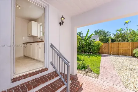 228 SW 23rd Road Miami FL 33129