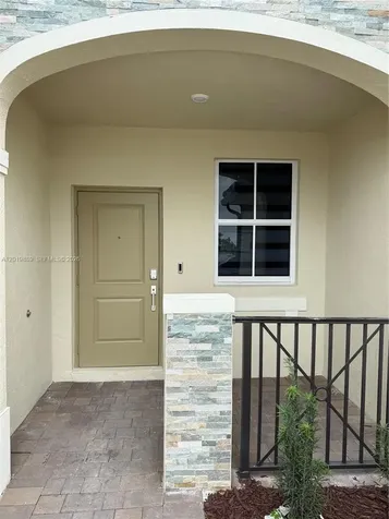 Homestead FL 33035