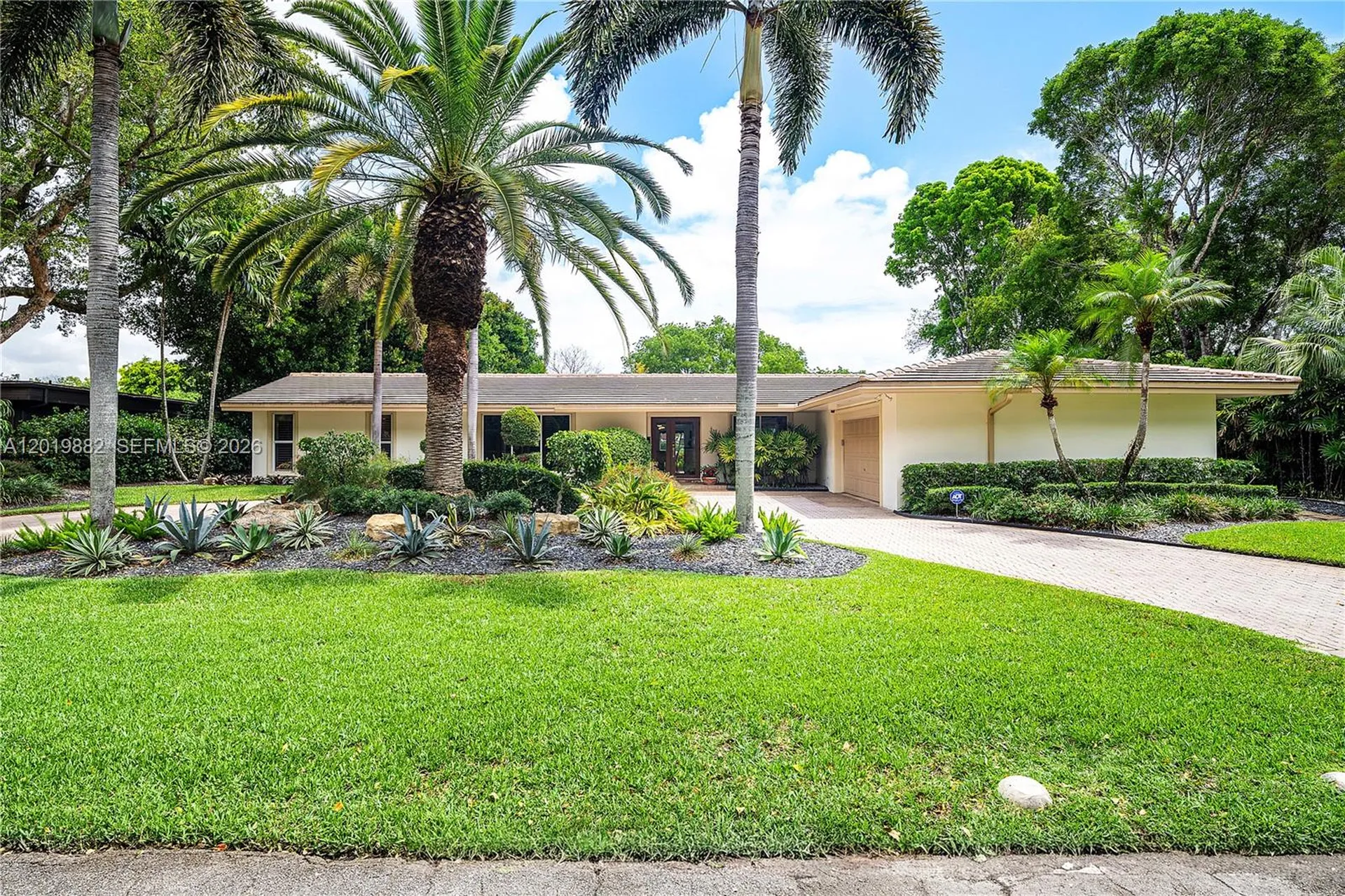 4301 Sanders Street Hollywood FL 33021