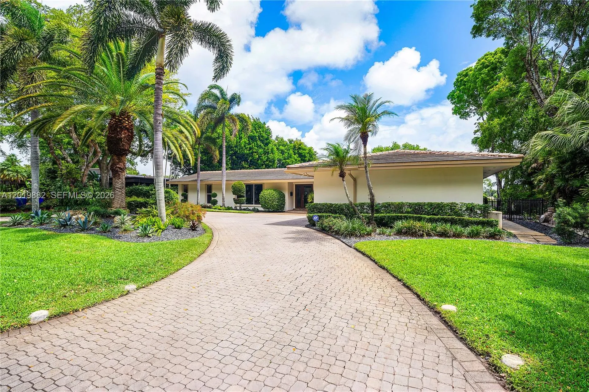 4301 Sanders Street Hollywood FL 33021