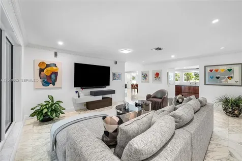 4301 Sanders Street Hollywood FL 33021