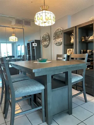 2655 Collins Avenue Miami Beach FL 33140