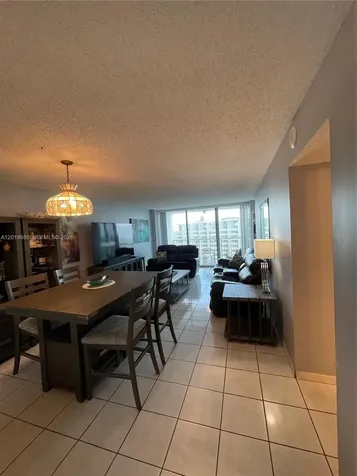 2655 Collins Avenue Miami Beach FL 33140