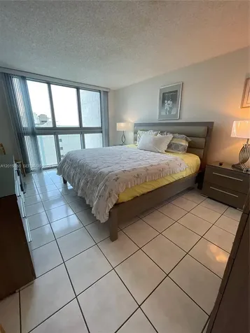 2655 Collins Avenue Miami Beach FL 33140