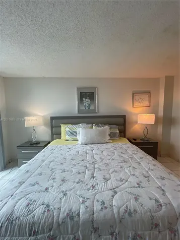 2655 Collins Avenue Miami Beach FL 33140