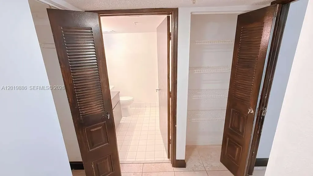 470 S Park Road Hollywood FL 33021