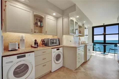 1111 Crandon Boulevard Key Biscayne FL 33149