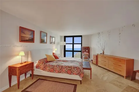 1111 Crandon Boulevard Key Biscayne FL 33149