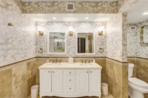1111 Crandon Boulevard Key Biscayne FL 33149