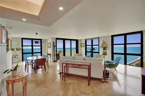 1111 Crandon Boulevard Key Biscayne FL 33149