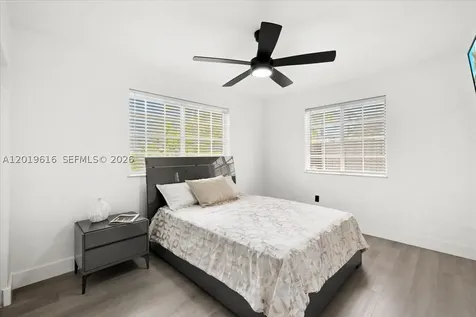 2400 NE 195th Street Miami FL 33180