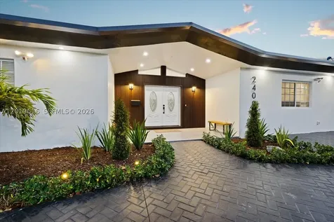 2400 NE 195th Street Miami FL 33180