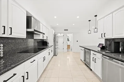 2400 NE 195th Street Miami FL 33180