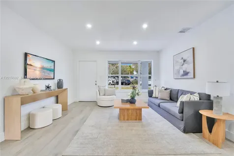 40 SE 3rd Terrace Dania Beach FL 33004