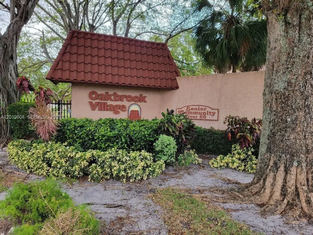 8120 SW 24th Street North Lauderdale FL 33068