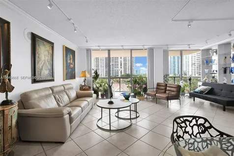 19667 Turnberry Way Aventura FL 33180