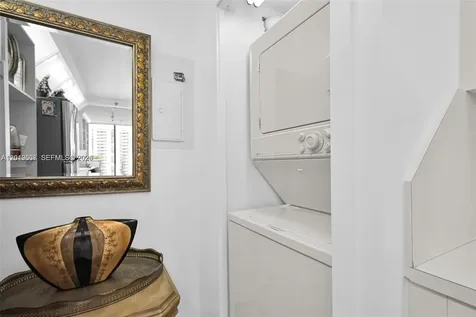 19667 Turnberry Way Aventura FL 33180
