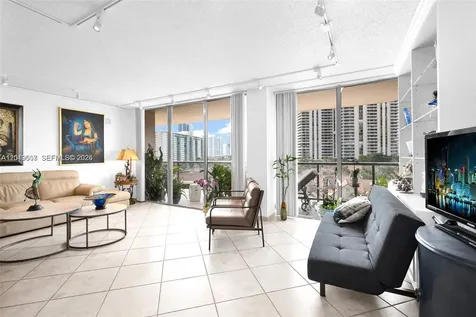 19667 Turnberry Way Aventura FL 33180
