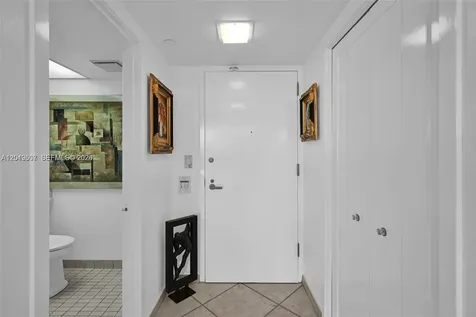19667 Turnberry Way Aventura FL 33180