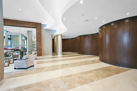 19667 Turnberry Way Aventura FL 33180