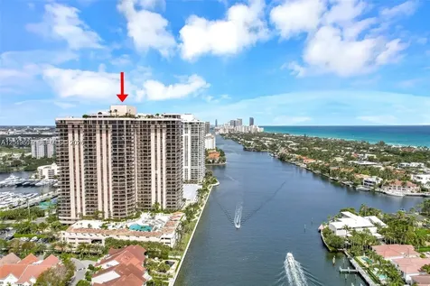 19667 Turnberry Way Aventura FL 33180