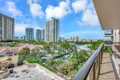 19667 Turnberry Way Aventura FL 33180