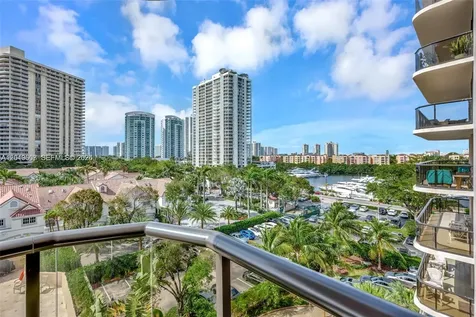 19667 Turnberry Way Aventura FL 33180