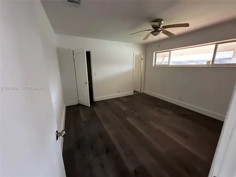 117 SE 2nd Avenue Hallandale Beach FL 33009