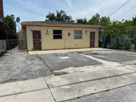 2640 NW 23rd Court Miami FL 33142