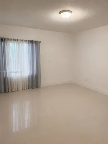 1507 NW 100th Street Miami FL 33147
