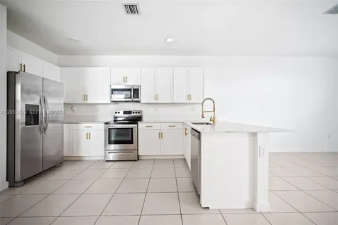 11945 SW 245th Terrace Homestead FL 33032