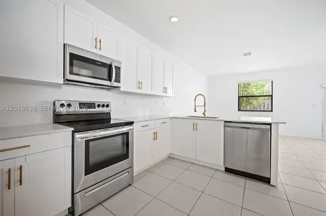 11945 SW 245th Terrace Homestead FL 33032