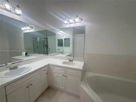 21485 SW 90th Place Cutler Bay FL 33189