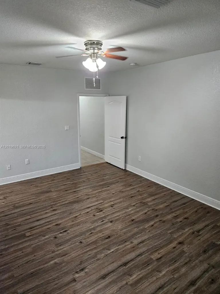 1517 NE 3rd Avenue Fort Lauderdale FL 33304