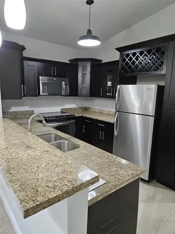 1517 NE 3rd Avenue Fort Lauderdale FL 33304
