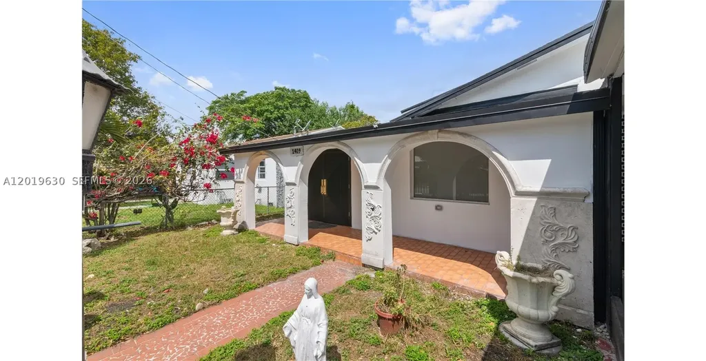 1409 NW 44th Street Miami FL 33142