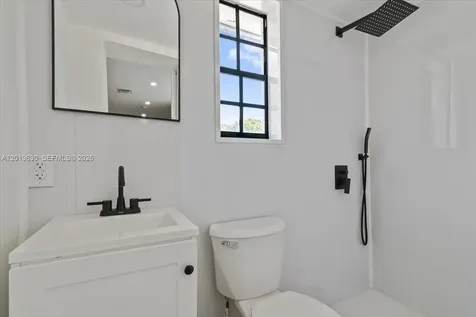 1409 NW 44th Street Miami FL 33142