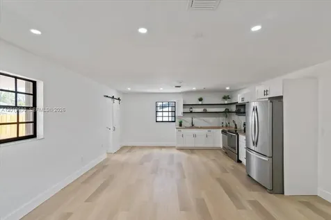 1409 NW 44th Street Miami FL 33142