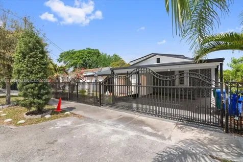 1409 NW 44th Street Miami FL 33142